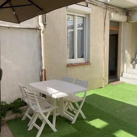 Beautiful 1-bedroom - Near The *